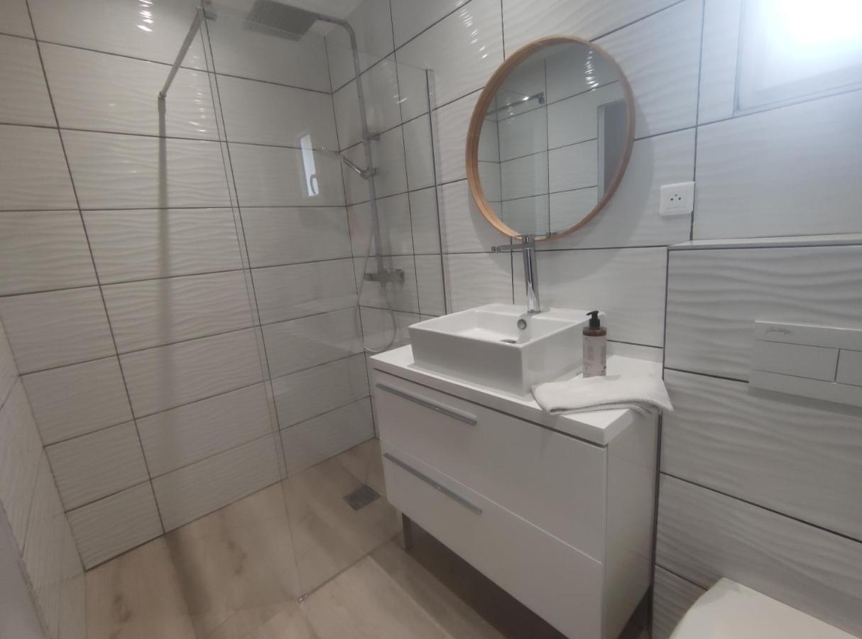 Chambres Isula Bella Figari  Kültér fotó